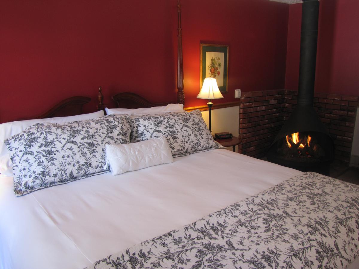 5 Ojo Inn Bed and Breakfast, Eureka Springs