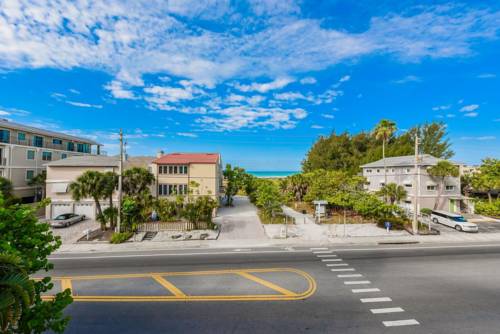 A Shore Thing by Beachside Management, Siesta Key