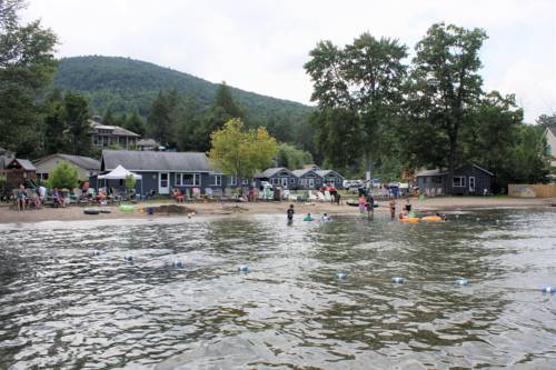 Blue Lagoon Resort, Lake George