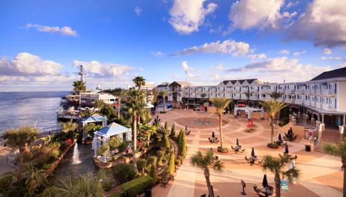 Boardwalk Inn, Kemah