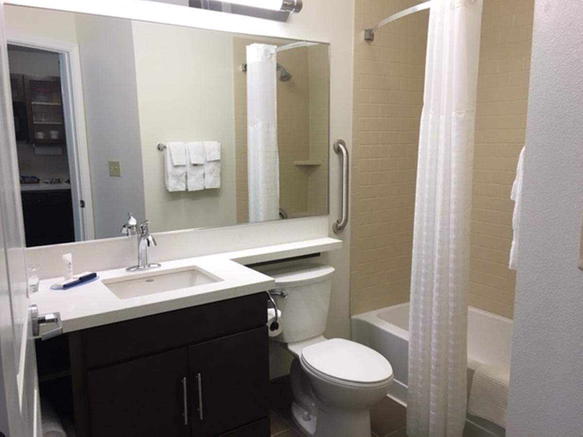 Candlewood Suites Vancouver/Camas, Evergreen