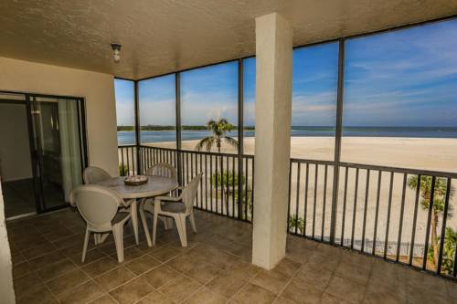 Carlos Pointe 416 Apartment, Fort Myers Beach