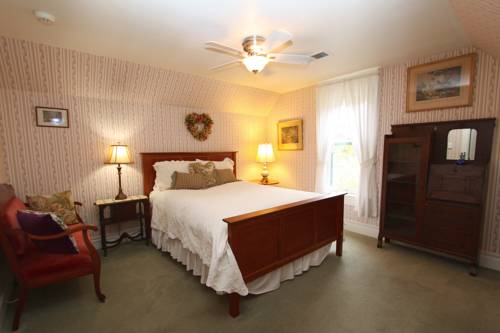 Case Ranch Inn Bed and Breakfast, Forestville