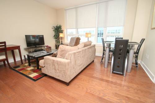 Contemporary 2 Bedroom By Rittenhouse, Philadelphia