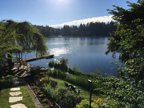 Cottage Lake Bed and Breakfast, Woodinville
