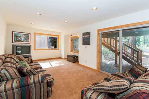 Cottonwood Place Vacation Home, Tahoe Vista