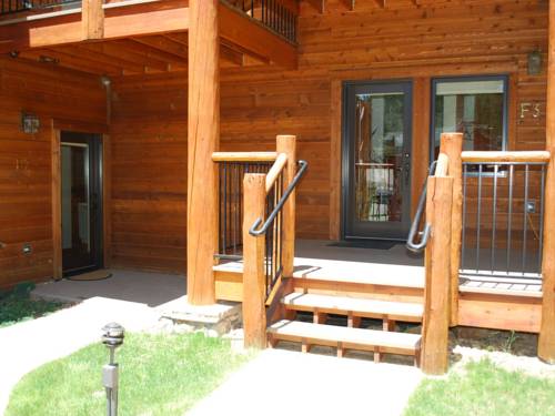 Deluxe One-Bedroom Condo F07, Estes Park