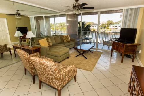 Dolphin Point 303C, Destin