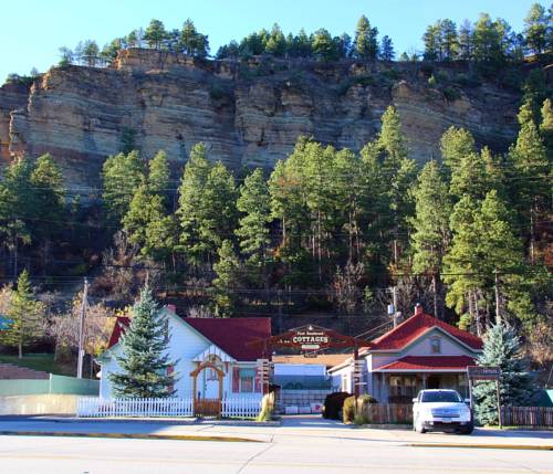 First Deadwood Cottages, Deadwood