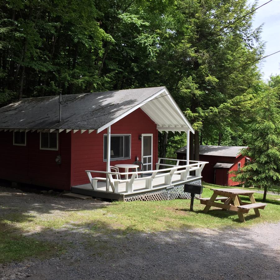 Forest Hill Lodge & Cabins, Lake George