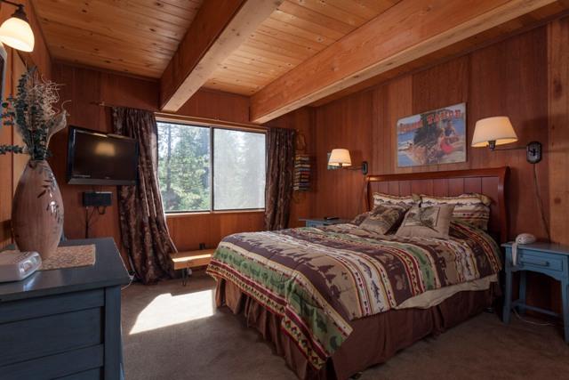 Gordon Pet Friendly Cabin, Carnelian Bay