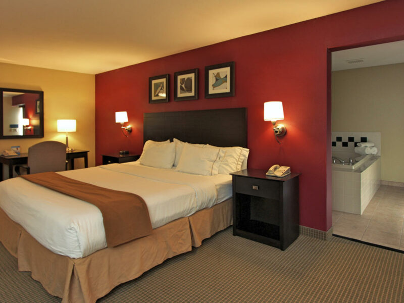 Holiday Inn Express Hotel & Suites Defiance, Defiance