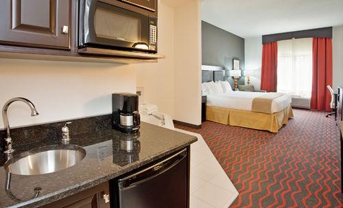 Holiday Inn Express Hotel & Suites Festus-South St. Louis, Festus