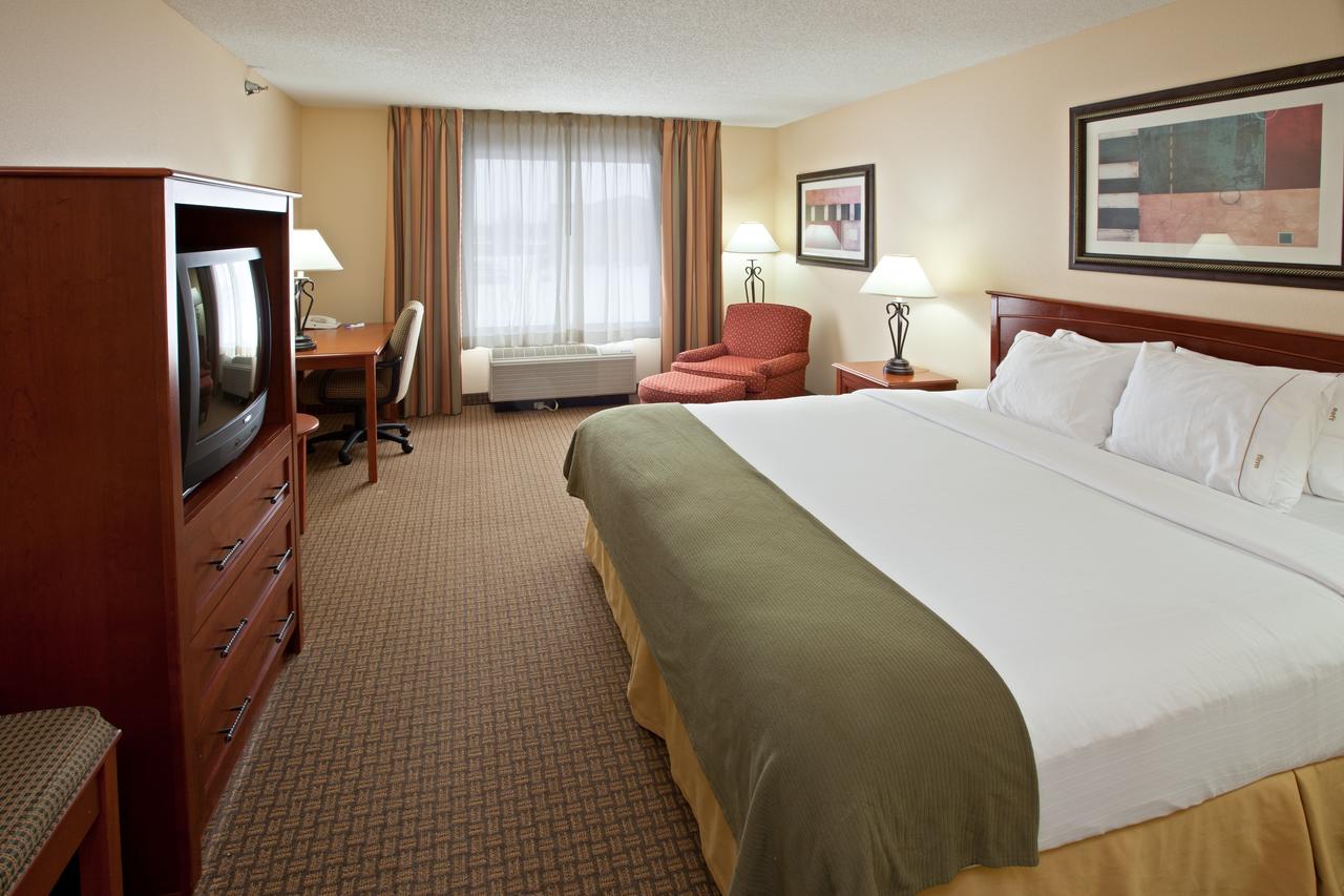 Holiday Inn Express Hotel & Suites Greenville, Greenville