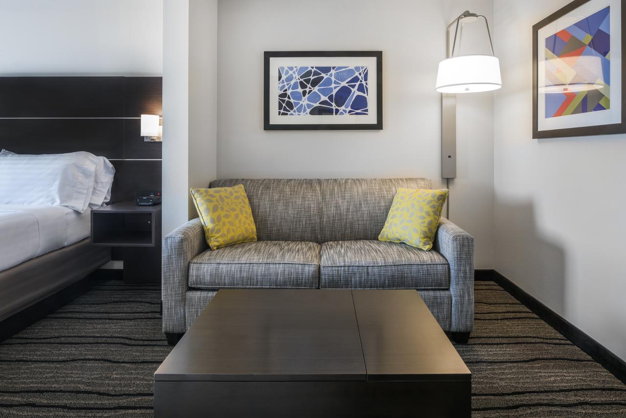 Holiday Inn Express Hotel & Suites Livermore, Livermore