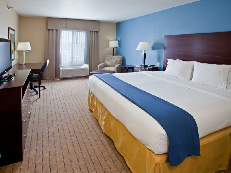 Holiday Inn Express Hotel & Suites Shelbyville, Shelbyville