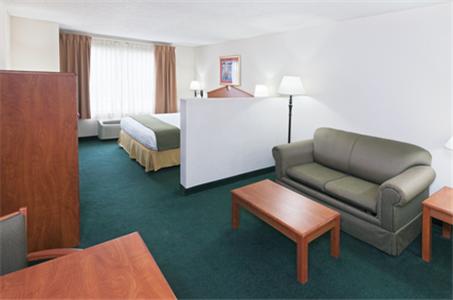 Holiday Inn Express Hotel & Suites Vinita, Vinita