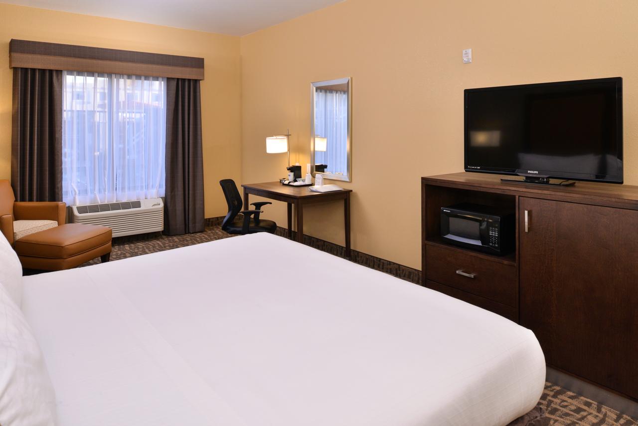 Holiday Inn Express Hotels Page, Page