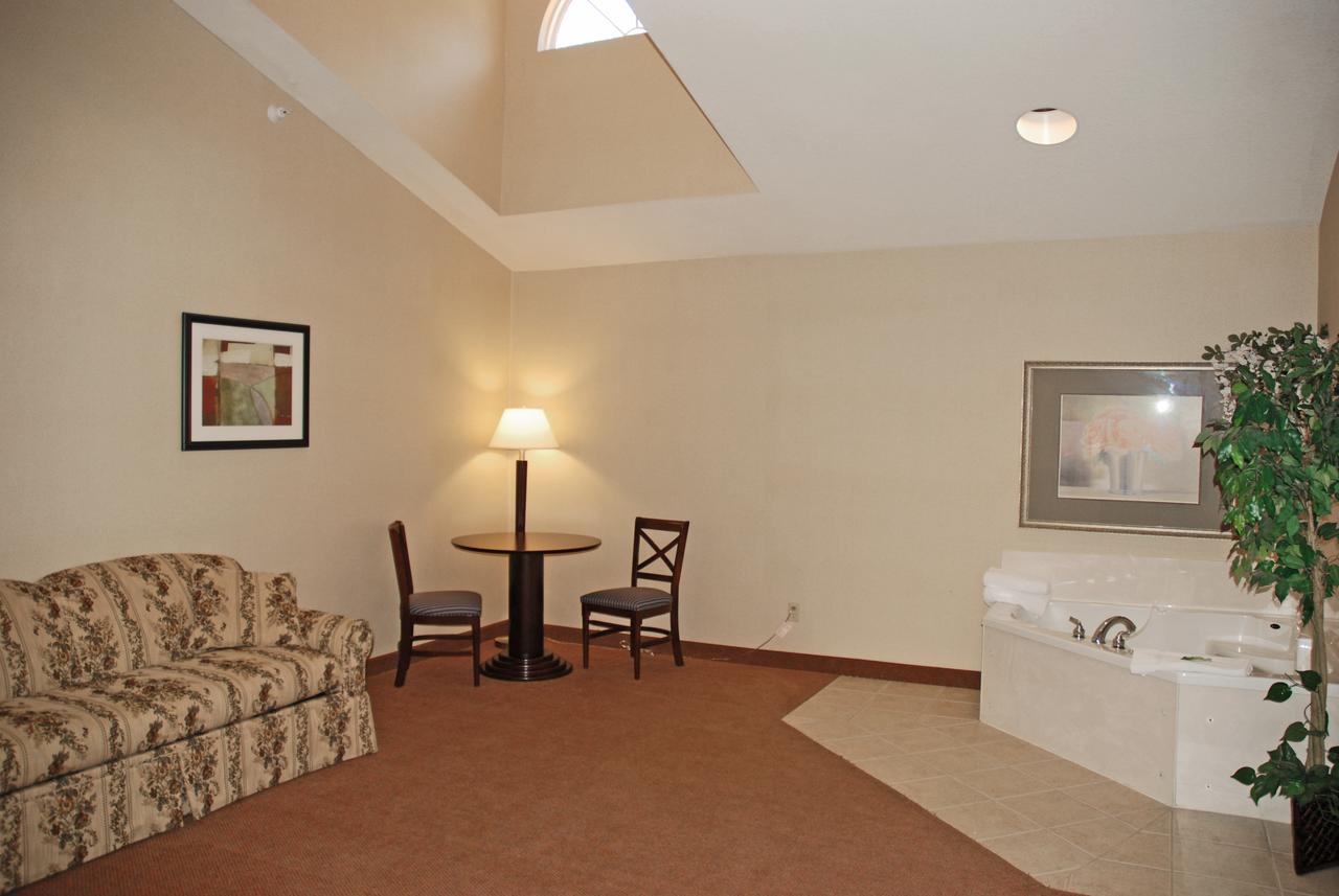 Holiday Inn Express & Suites Hill City-Mt. Rushmore Area, Hill City