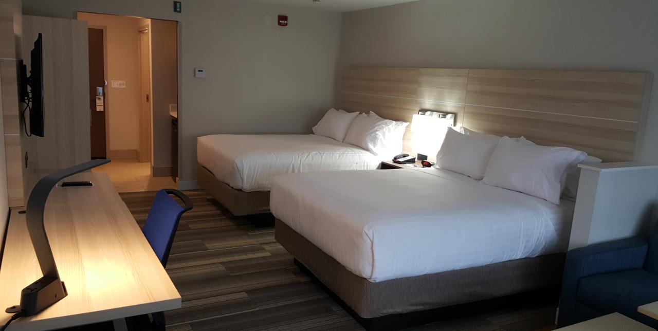 Holiday Inn Express & Suites Toledo West, Toledo