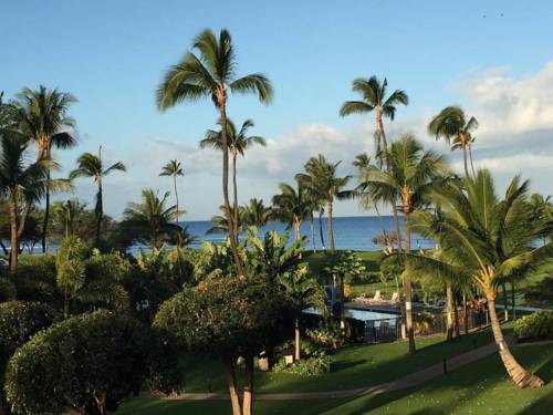 Kauhale Makai Condo on the Beach, Kihei