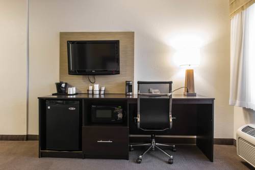 MainStay Suites Pittsburgh Airport, Imperial