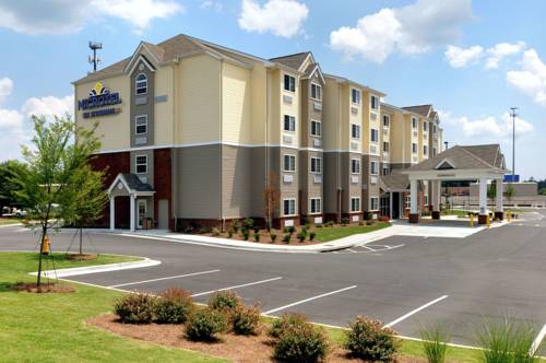 Microtel Inn & Suites by Wyndham Columbus/Near Fort Benning, Columbus