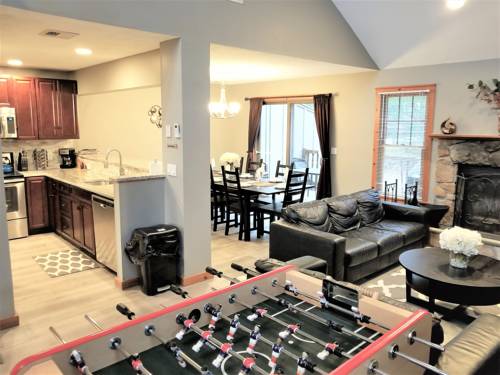 Poconos Vacation Home For Families, Tannersville