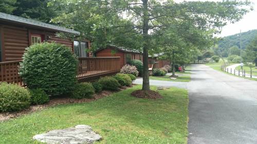 Riverside Log Cabins, Blowing Rock