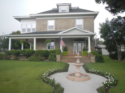 Sandstone Street Bed and Breakfast, Llano