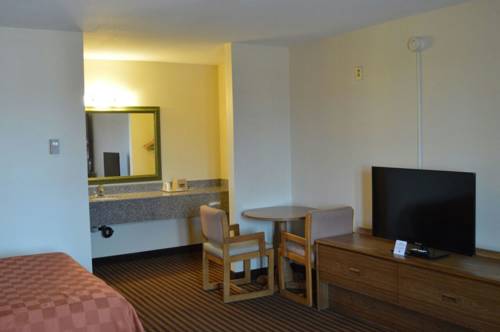 Scottish Inn & Suites - Eau Claire, Eau Claire