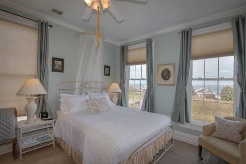 Shorecrest Bed and Breakfast, Southold