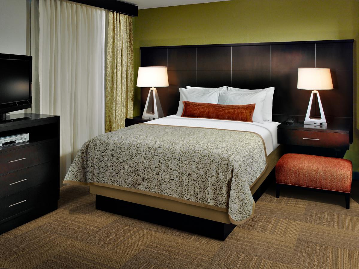 Staybridge Suites College Station, College Station