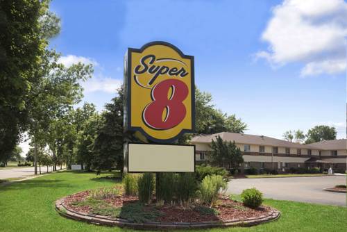 Super 8 by Wyndham Whitewater WI, Whitewater