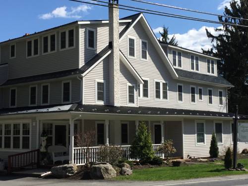 The Frogtown Inn, Canadensis