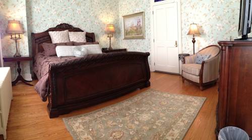 The Patriot House Bed & Breakfast, Annville