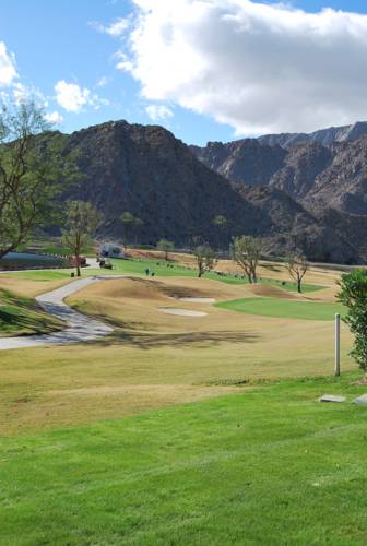 Three-Bedroom Santa Rosa Cove Unit S35 by Reynen Luxury Home, La Quinta