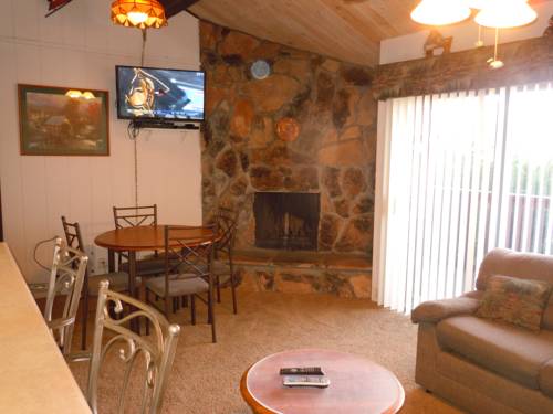 Three-Bedroom Deluxe Townhouse Unit #33 by Snow Summit Townhouses, Big Bear Lake