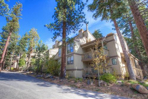Townhouse in Center of Tahoe's North Shore, Kings Beach