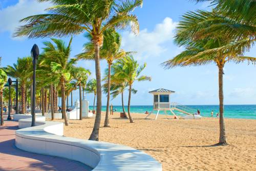 Tropical Oasis Condos, Fort Lauderdale