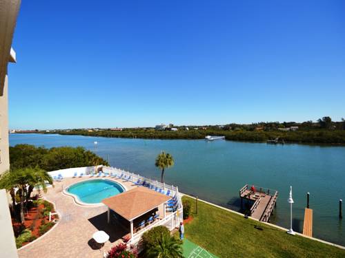 Two-Bedroom Apartment with Million Dollar Views, Clearwater Beach