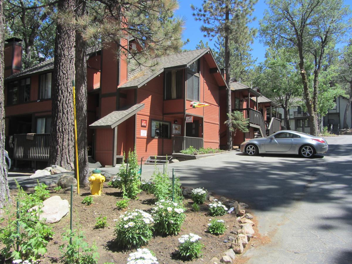 Two-Bedroom plus Den Standard Unit #82 by Escape For All Seasons, Big Bear Lake