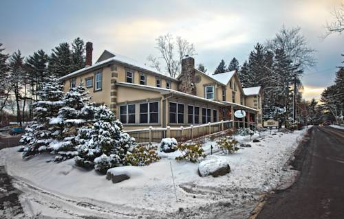 Woodfield Manor Resort: A Sundance Vacations Resort, Cresco