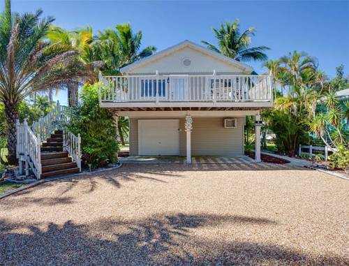 Beach Hideaway Upper Level, Fort Myers Beach