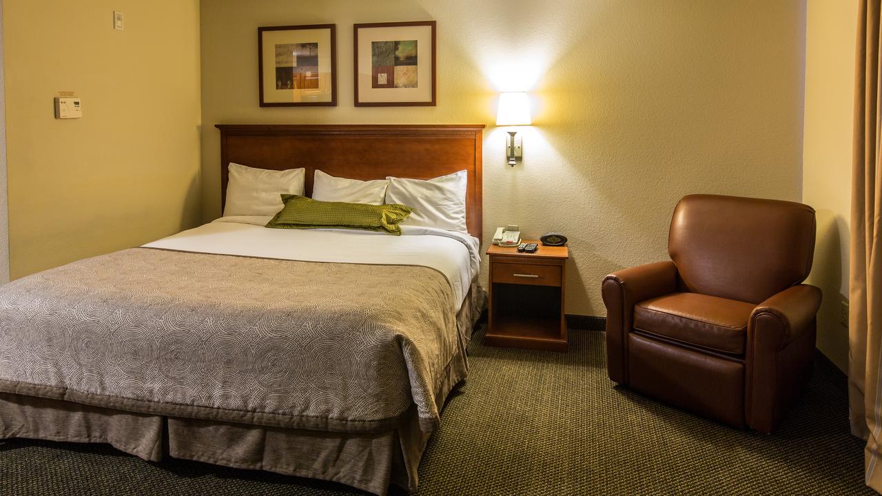 Candlewood Suites Knoxville Airport-Alcoa, Alcoa