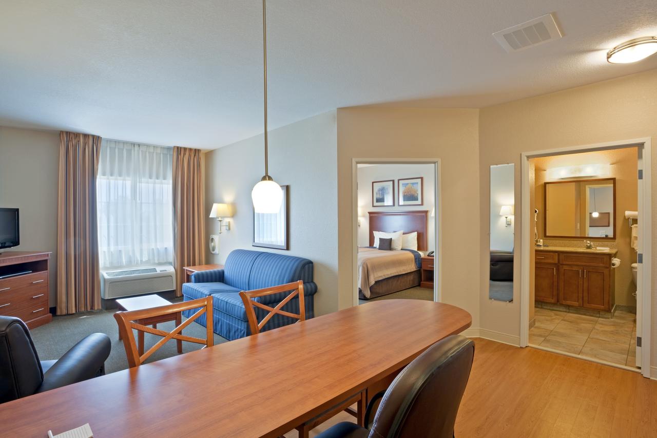 Candlewood Suites Portland Airport, Portland