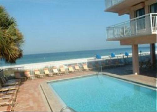 Chateaux 101 Apartment, Clearwater Beach