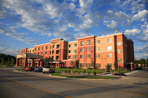 Courtyard by Marriott Omaha Aksarben Village, Omaha