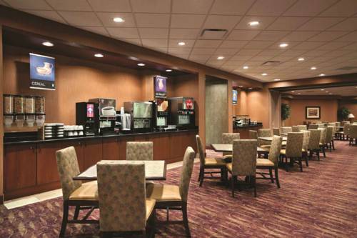 Embassy Suites Minneapolis - North, Brooklyn Center