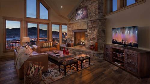 Falconhead Lodge - South, Steamboat Springs